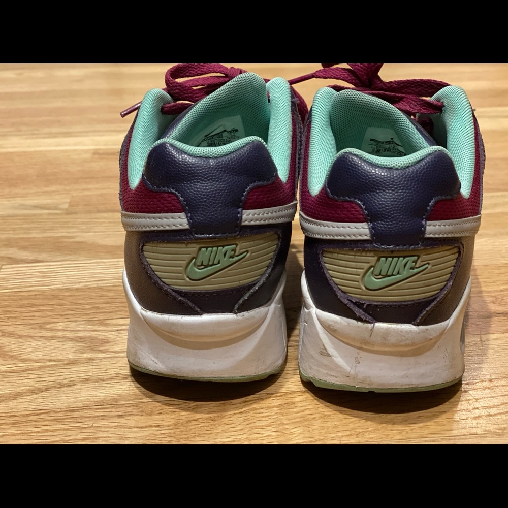 Nike